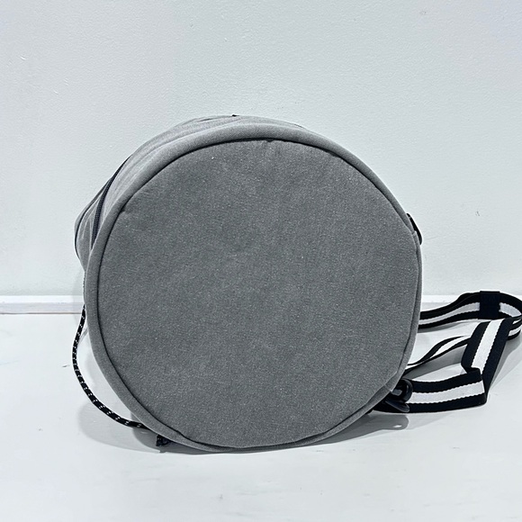 Travelon Gray Unisex Cotton Canvas Coastal Cinch Bag & Insulated Cooler Backpack - Picture 8 of 16